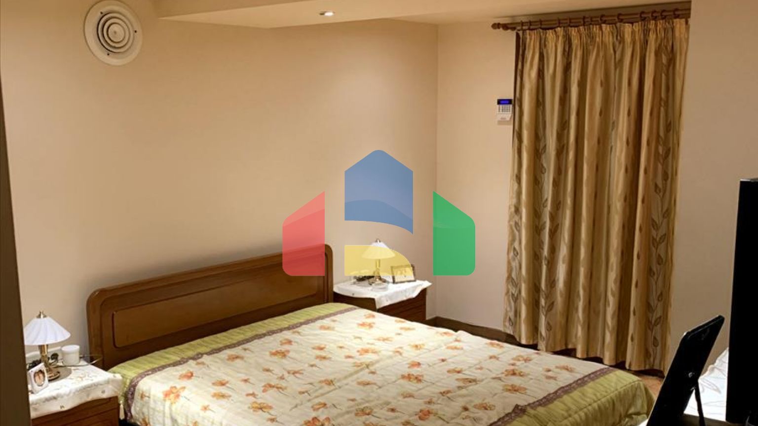 Продаж - Котедж 312 m² в Аттиці