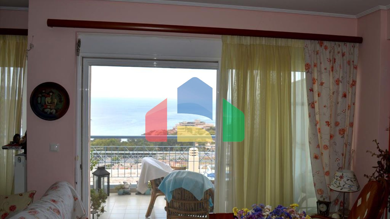 Продаж - Котедж 300 m² в Аттиці