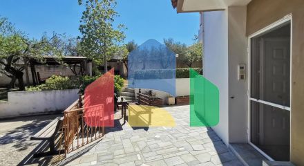 Продаж - Котедж 520 m² в Аттиці