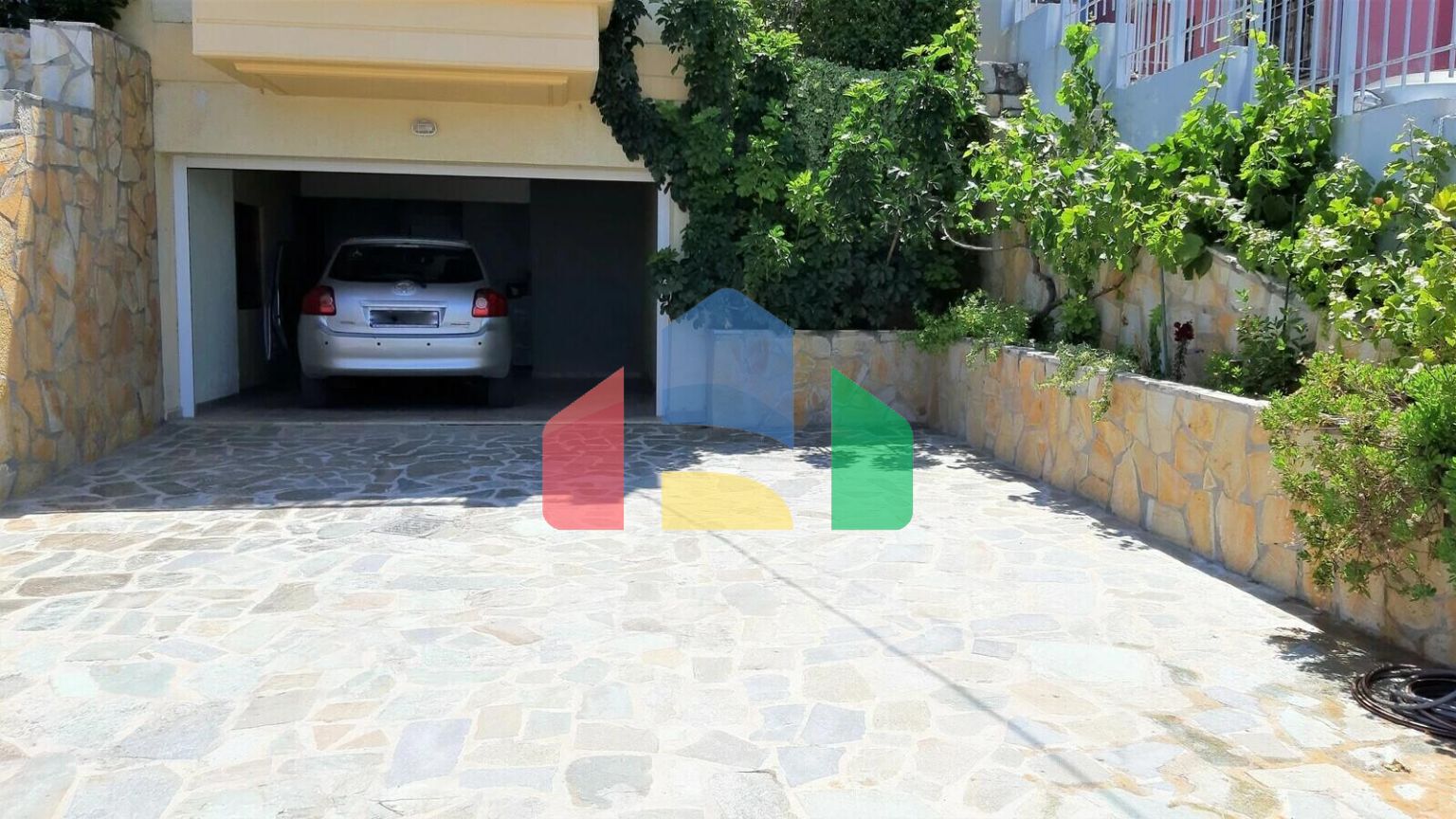 Продажа - Коттедж 320 m² в Аттике