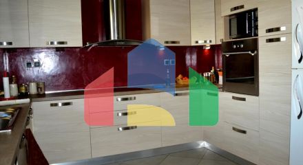 Продажа - Коттедж 130 m² в Аттике
