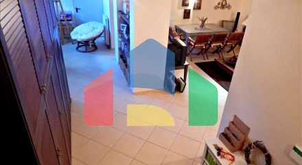 Продаж - Котедж 282 m² в Аттиці