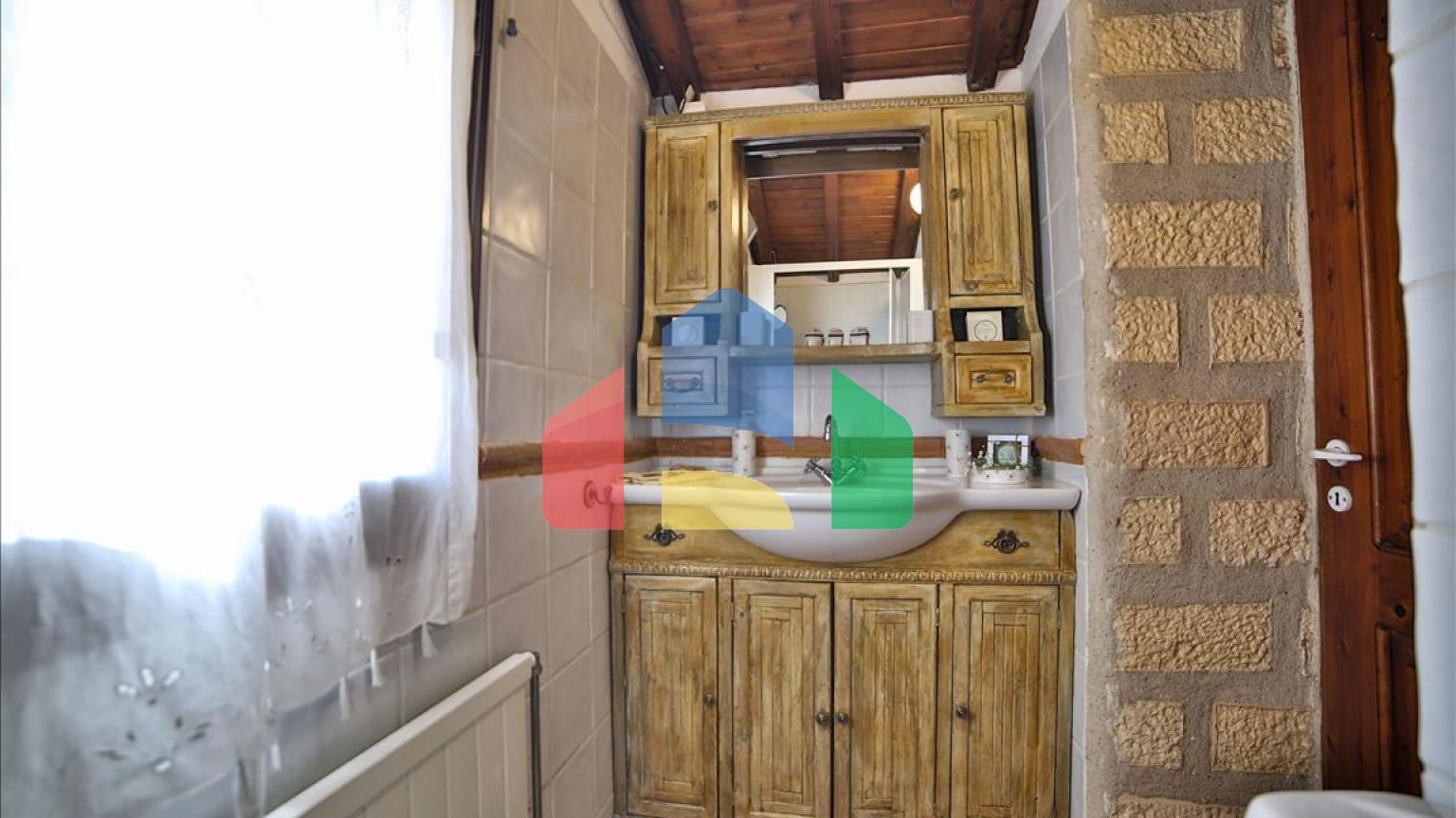 Продаж - Вілла 210 m² в Аттиці