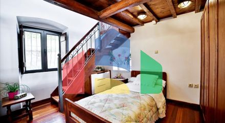 Продаж - Вілла 210 m² в Аттиці