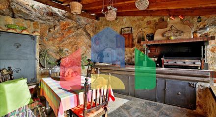 Продаж - Вілла 210 m² в Аттиці