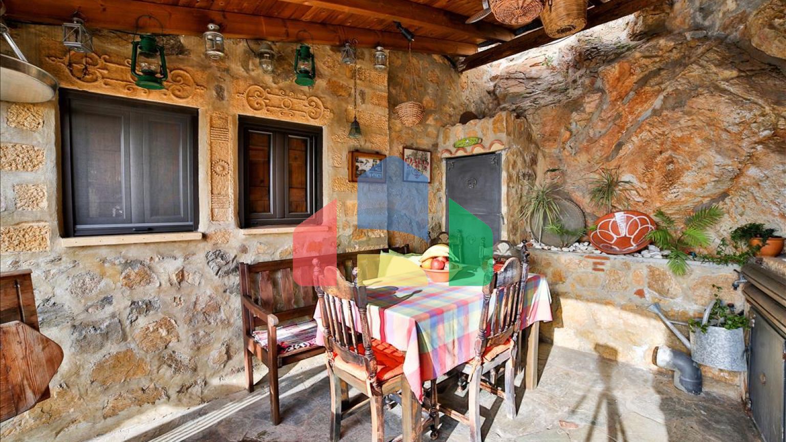 Продаж - Вілла 210 m² в Аттиці