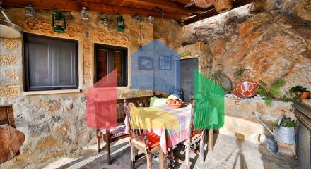 Продаж - Вілла 210 m² в Аттиці