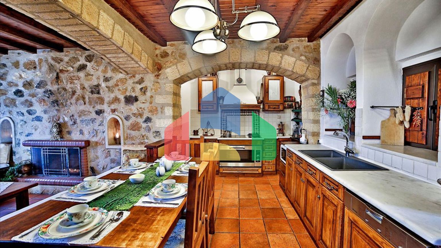 Продаж - Вілла 210 m² в Аттиці