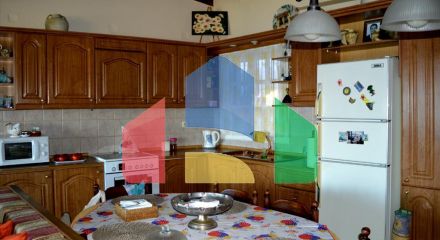Продаж - Котедж 95 m² в Аттиці