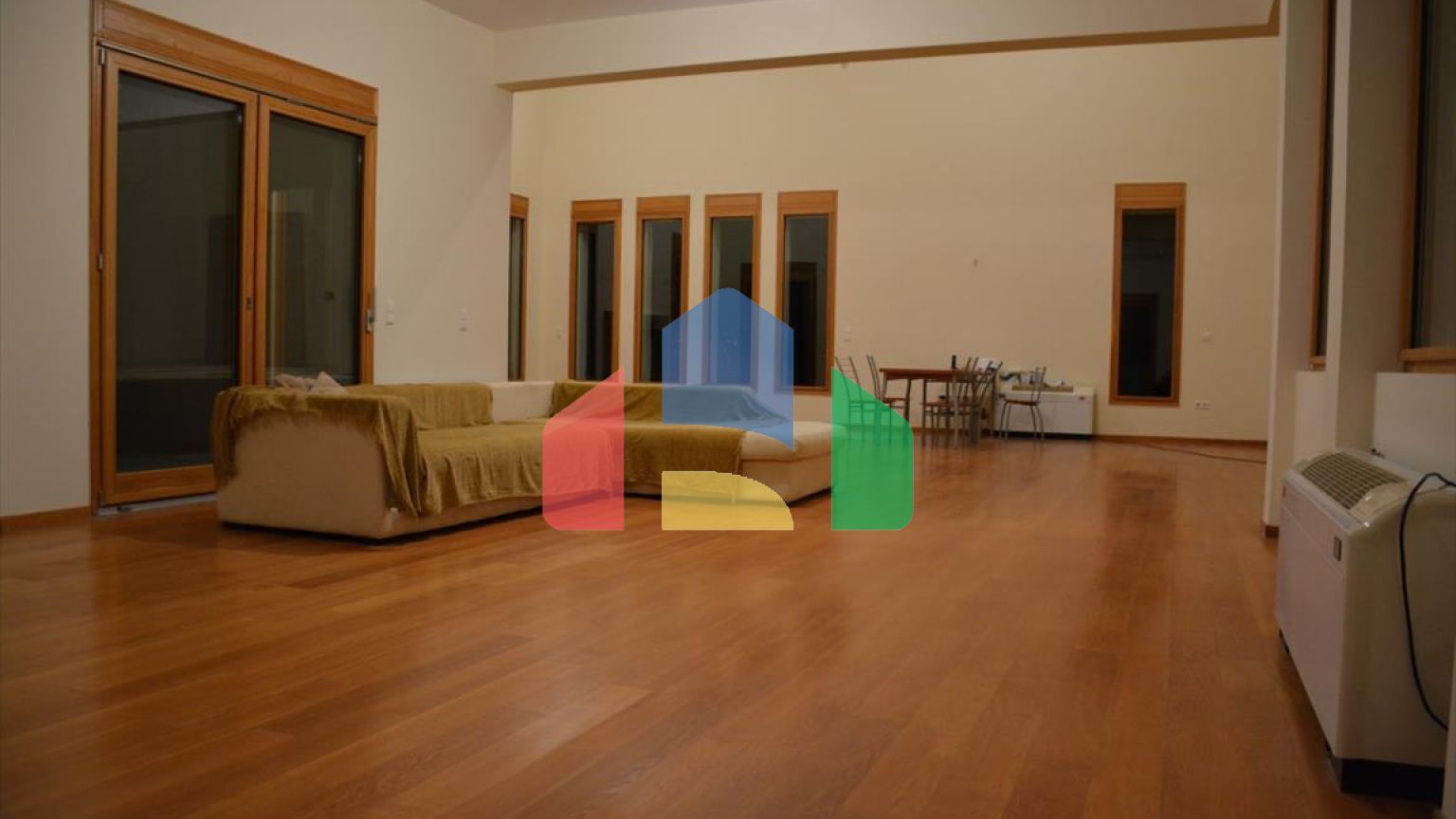 Продаж - Вілла 1200 m² в Аттиці