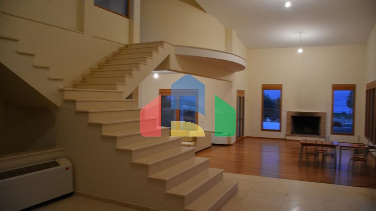 Продаж - Вілла 1200 m² в Аттиці