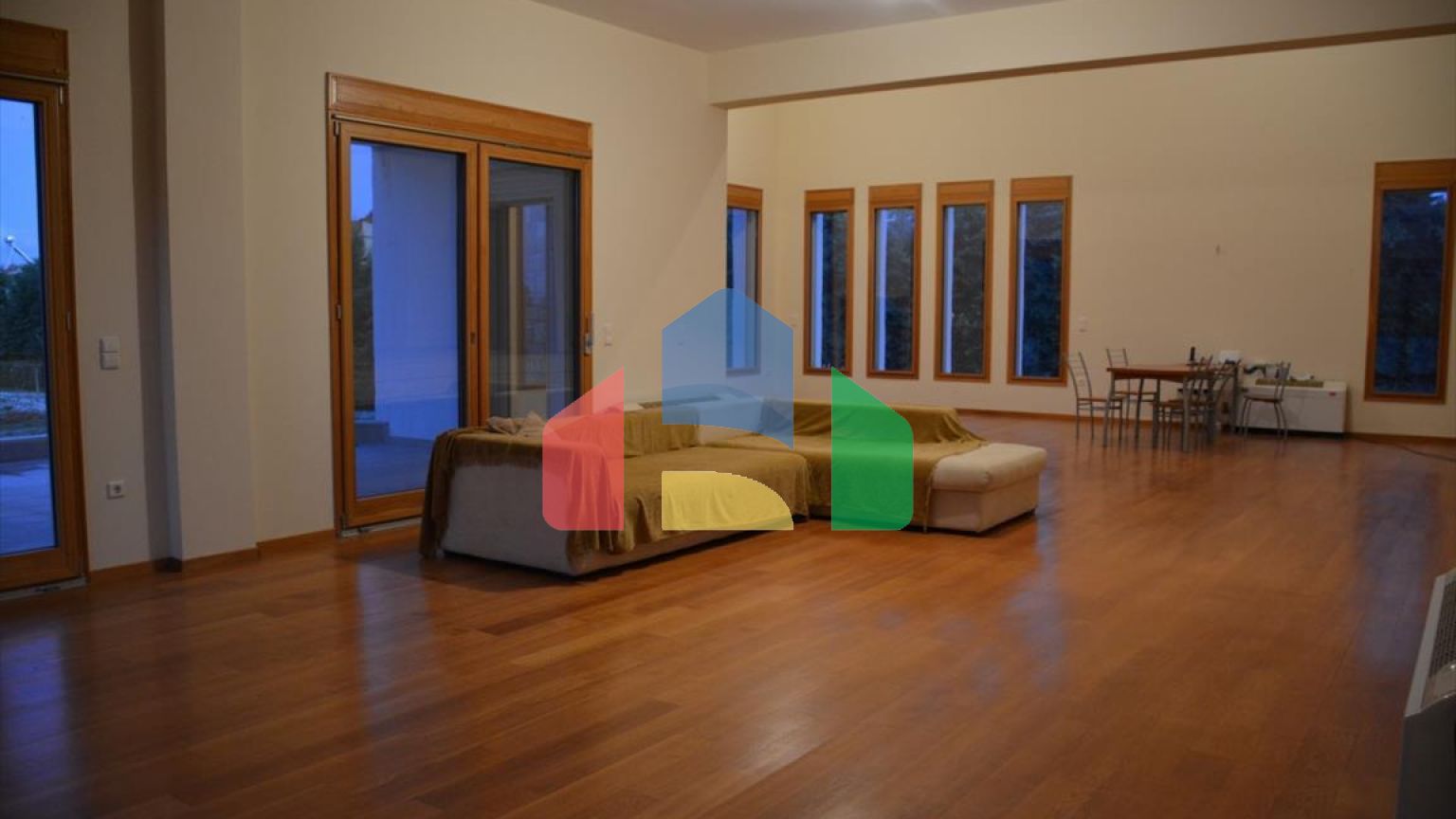 Продаж - Вілла 1200 m² в Аттиці