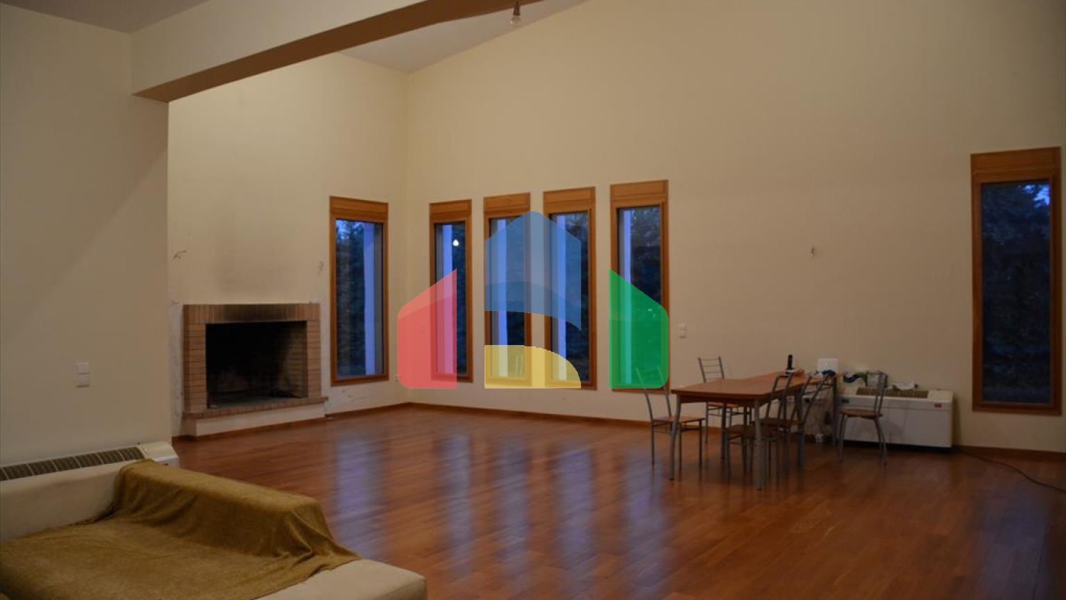 Продаж - Вілла 1200 m² в Аттиці