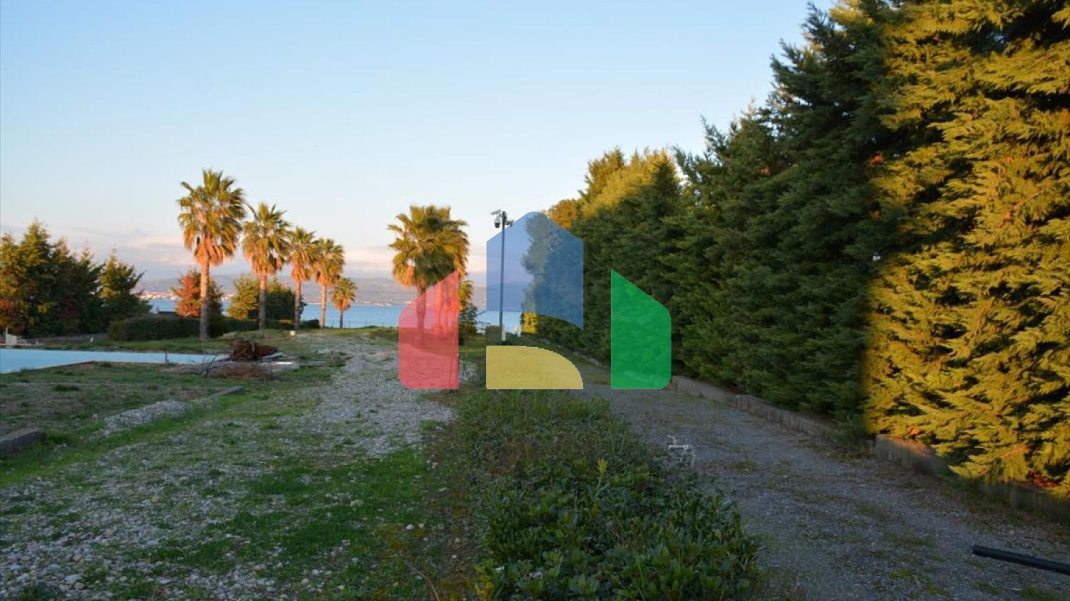 Продаж - Вілла 1200 m² в Аттиці