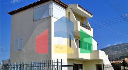 Продаж - Котедж 300 m² в Аттиці