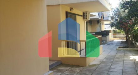 For Sale - Building 560 m² in Attica