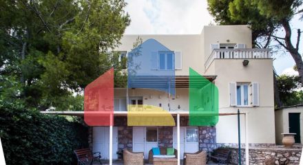 Продаж - Котедж 300 m² в Аттиці