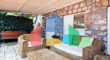 Продаж - Котедж 300 m² в Аттиці