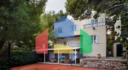 Продаж - Котедж 300 m² в Аттиці