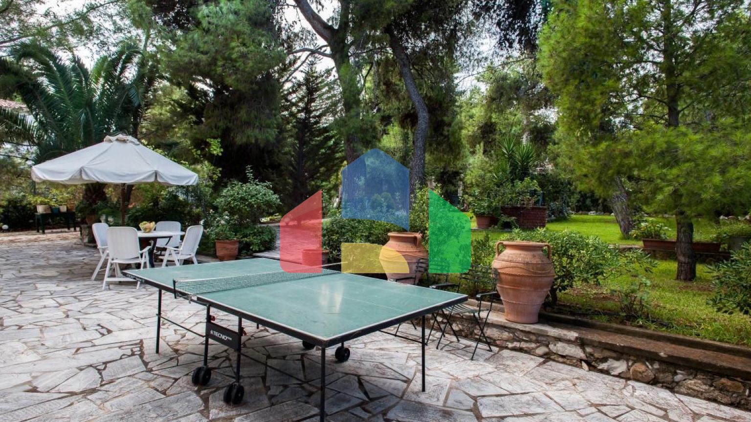 Продаж - Котедж 300 m² в Аттиці