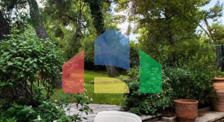 Продаж - Котедж 300 m² в Аттиці