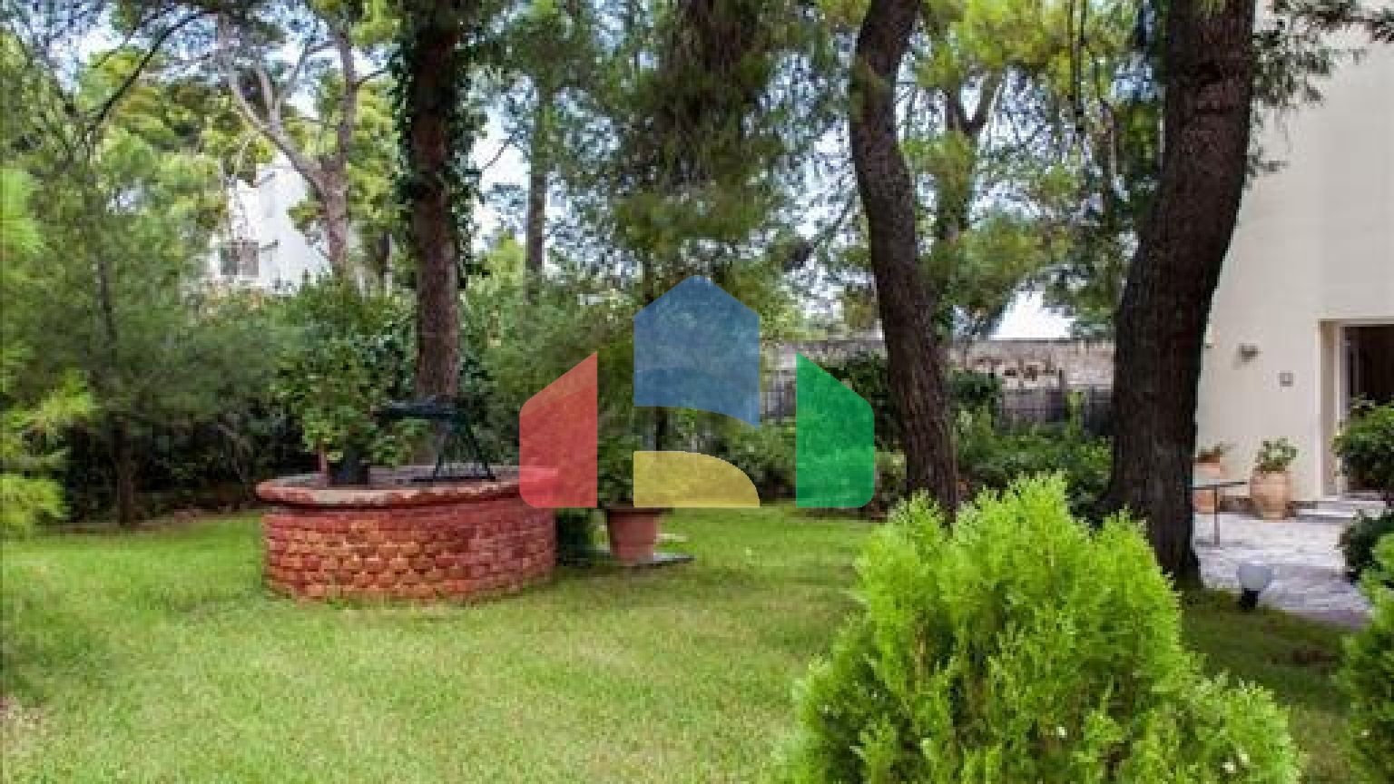 Продаж - Котедж 300 m² в Аттиці