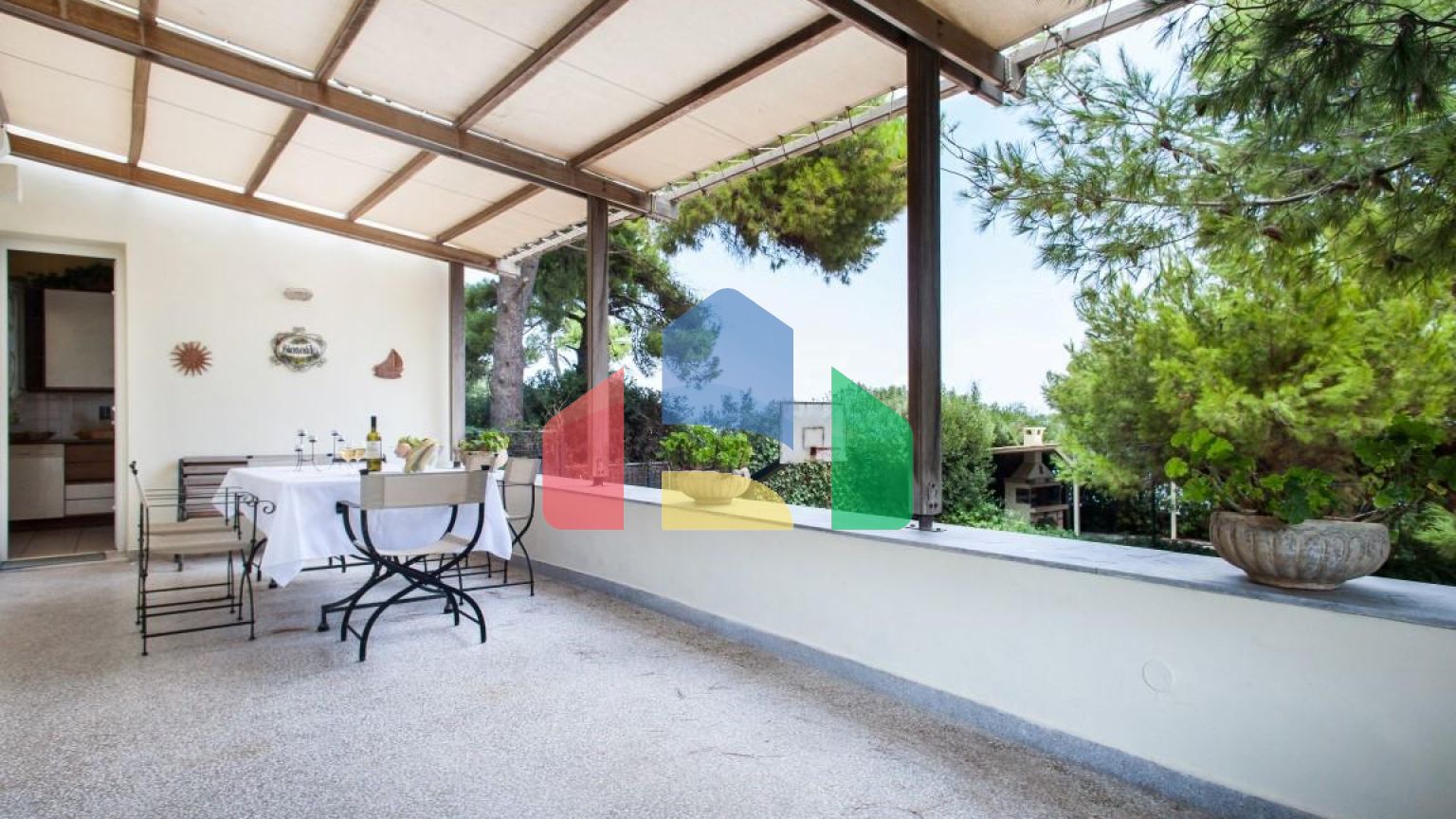 Продаж - Котедж 300 m² в Аттиці