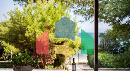 Продаж - Котедж 300 m² в Аттиці