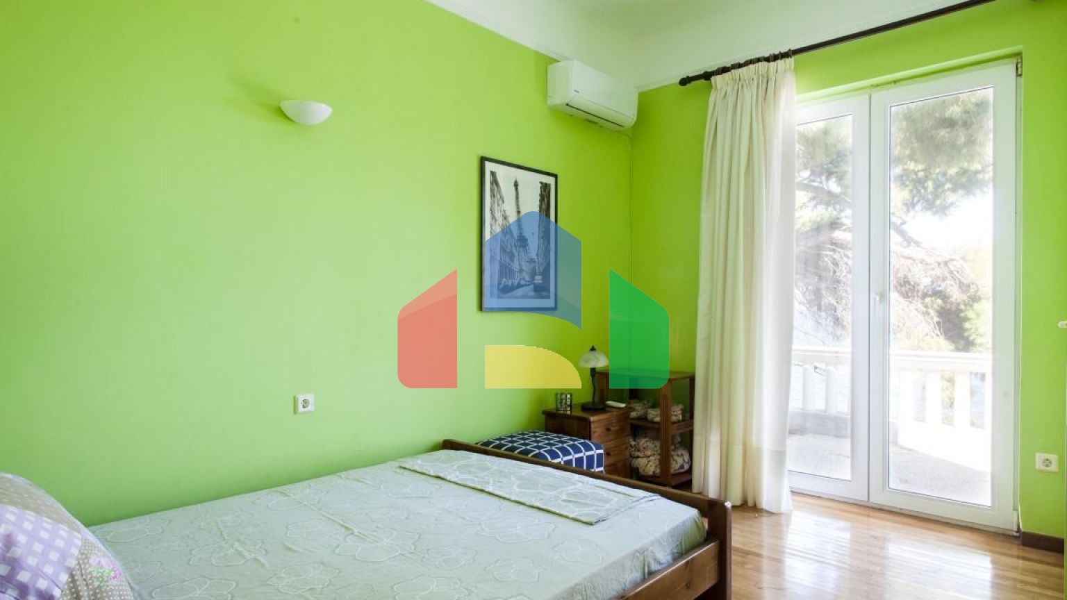 Продаж - Котедж 300 m² в Аттиці