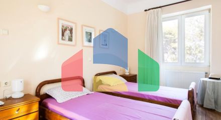 Продаж - Котедж 300 m² в Аттиці