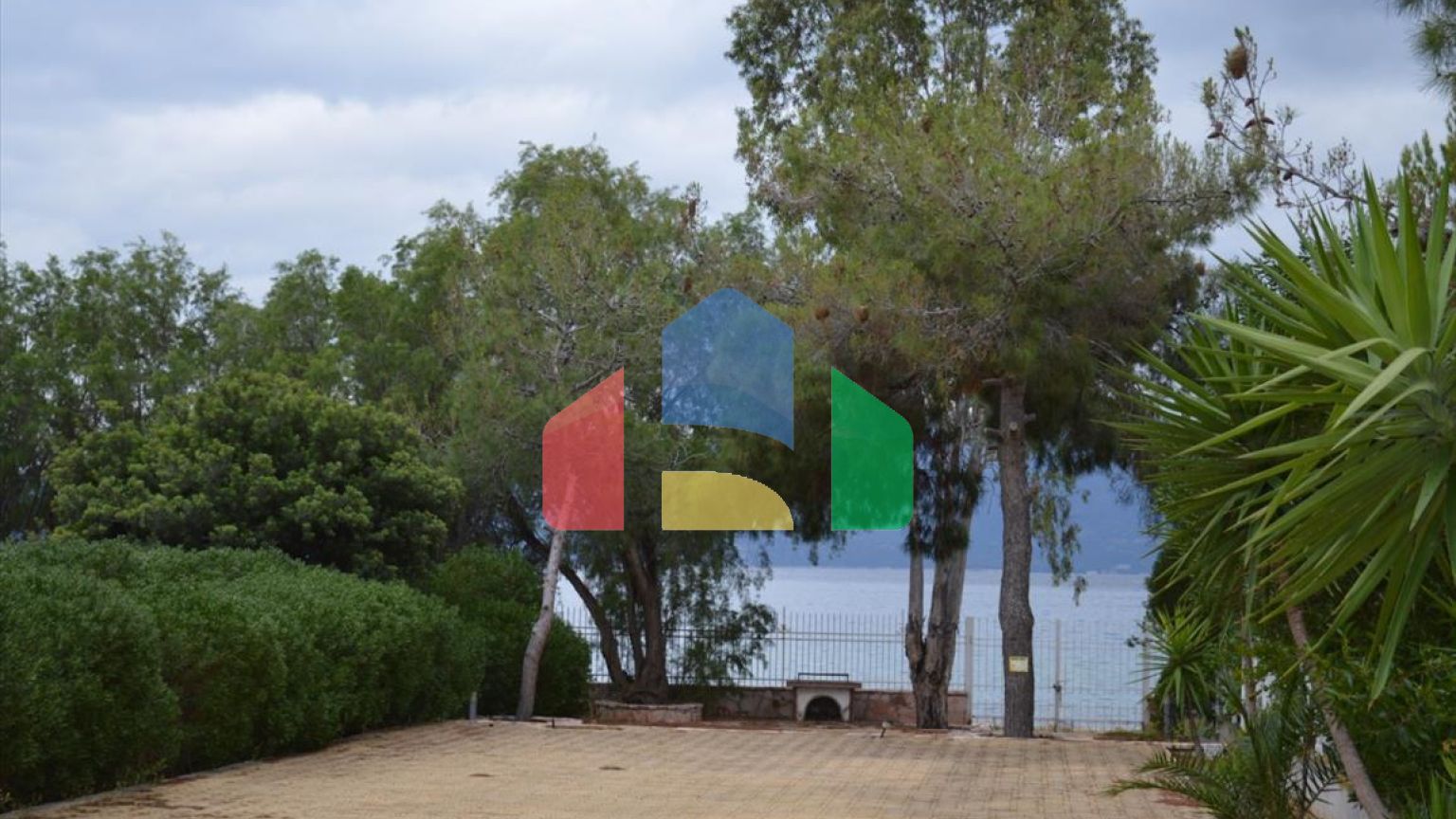 Продажа - Коттедж 180 m² в Аттике