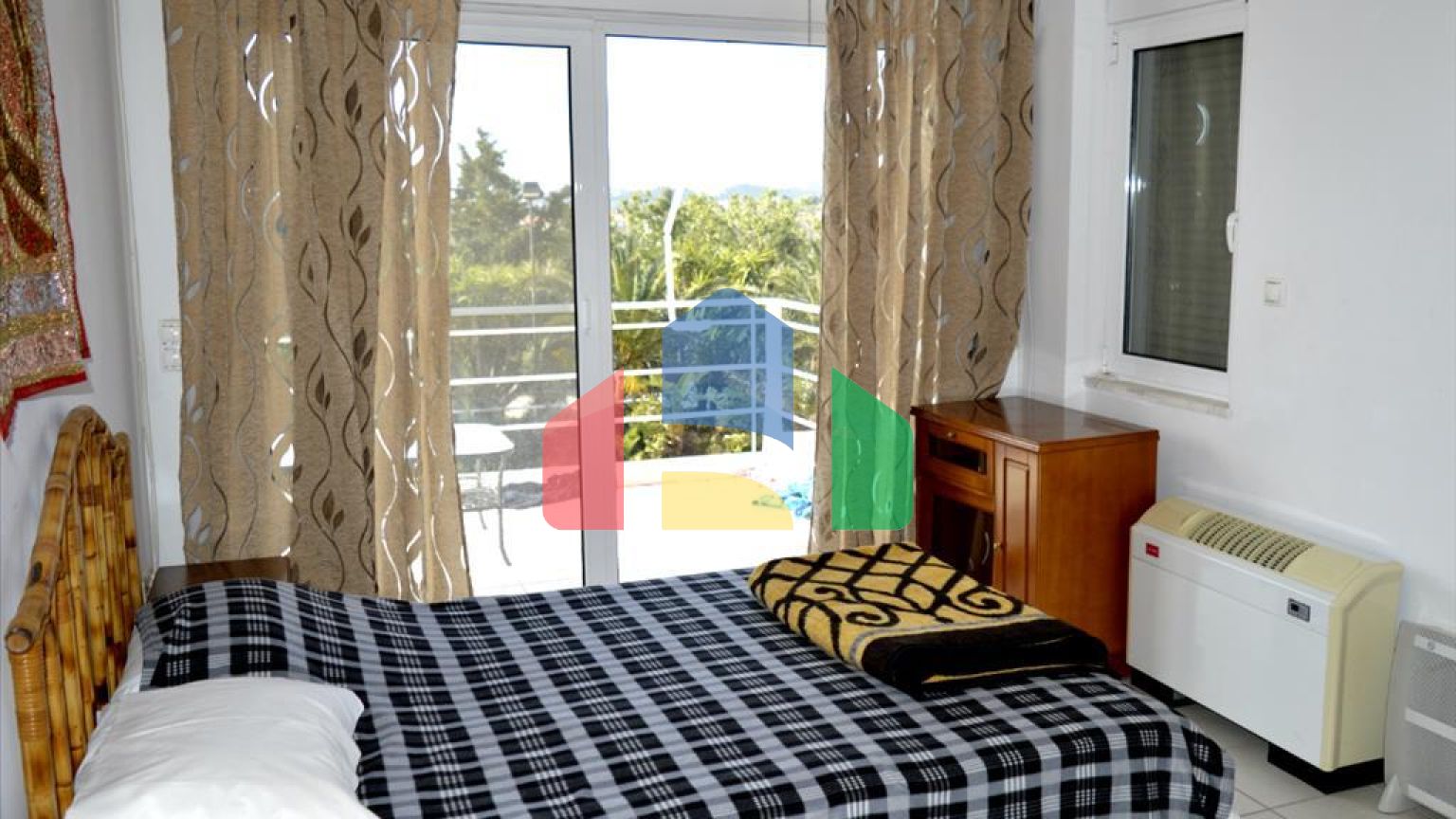 Продаж - Готель 1600 m² в Аттиці