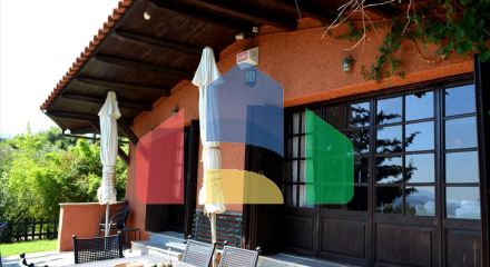 Продажа - Коттедж 330 m² в Аттике