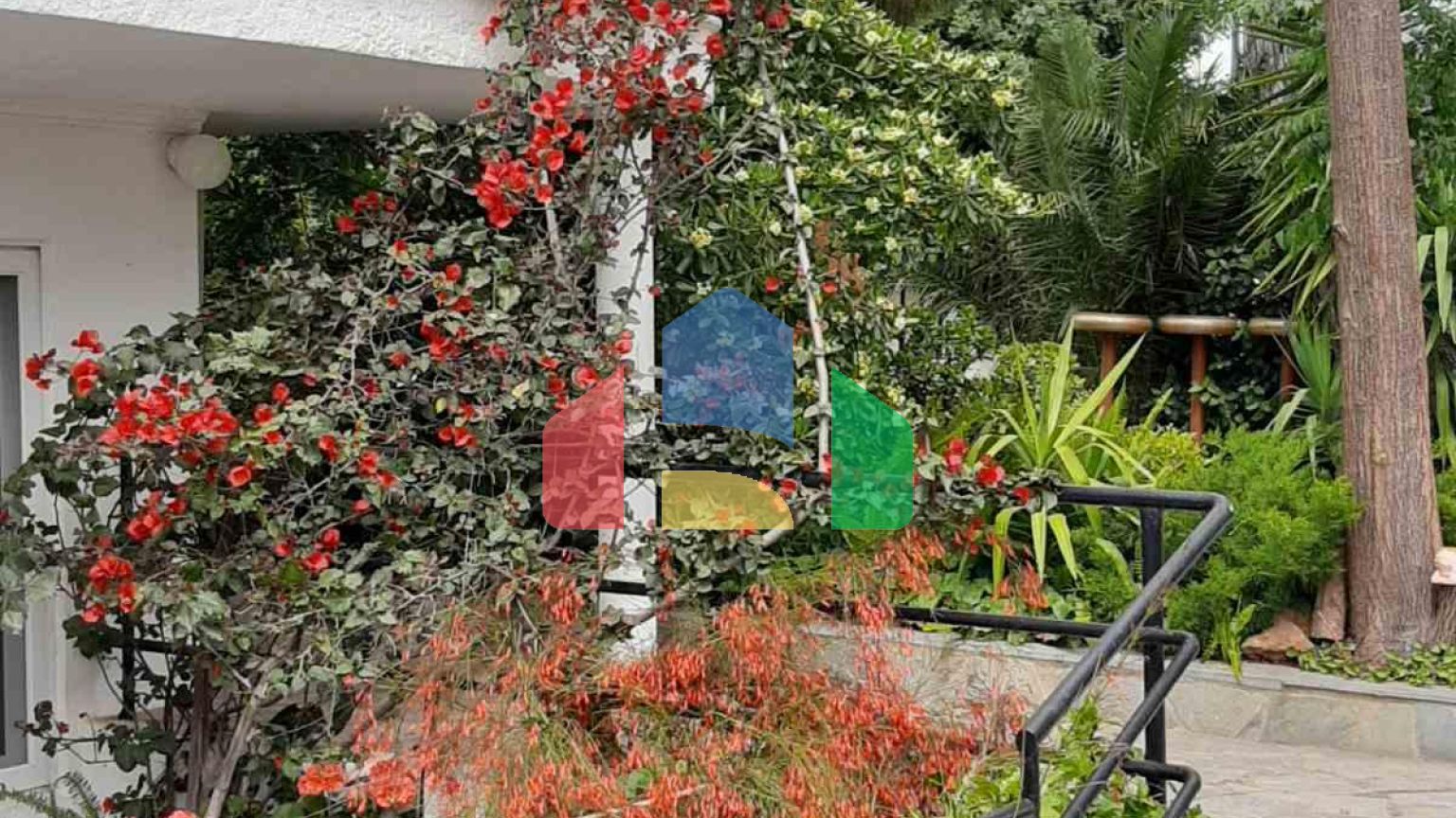 Продаж - Котедж 275 m² в Аттиці