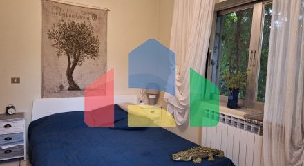 Продаж - Котедж 275 m² в Аттиці