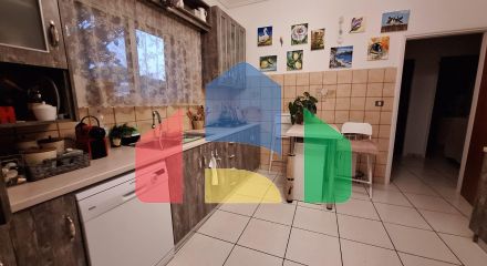 Продаж - Котедж 275 m² в Аттиці