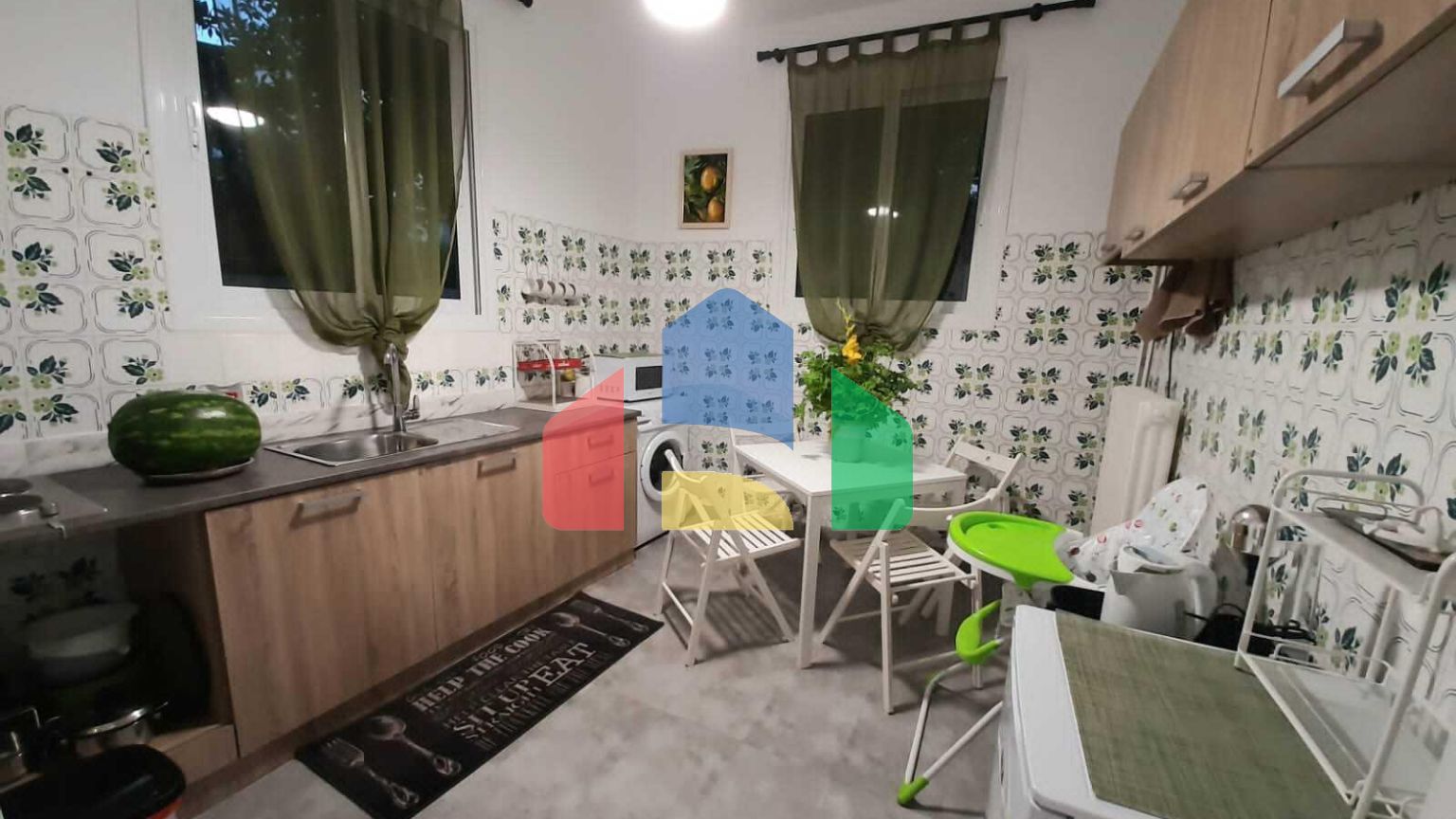 Продаж - Котедж 275 m² в Аттиці