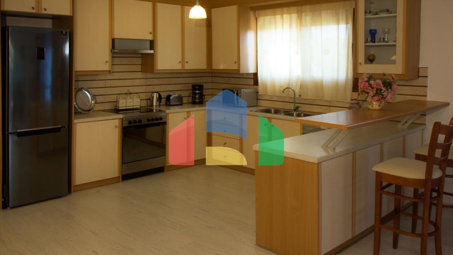 Продаж - Котедж 360 m² в Аттиці