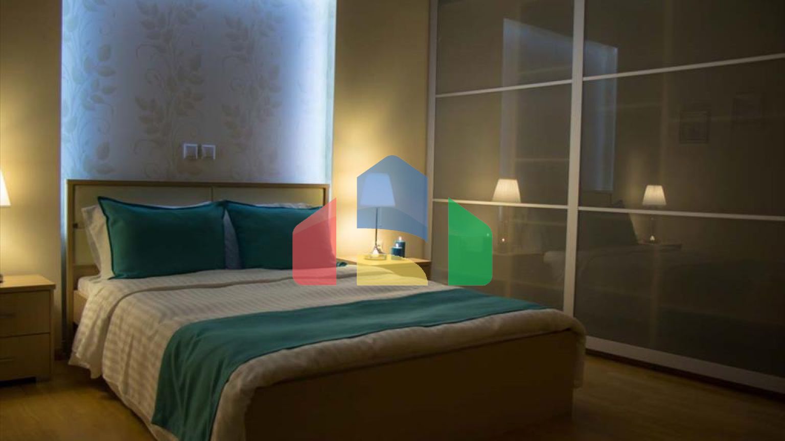 Продаж - Котедж 360 m² в Аттиці