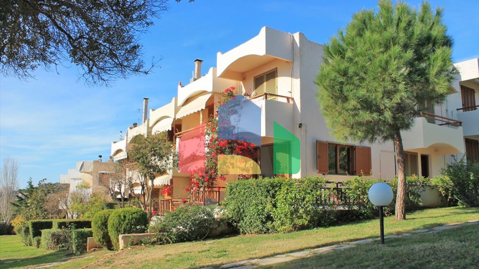 Продажа - Таунхаус 130 m² в Аттике