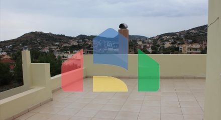 Продаж - Таунхаус 220 m² в Аттиці