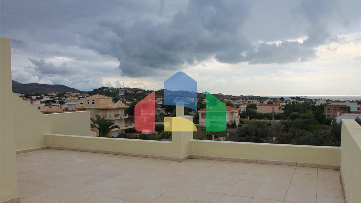 Продаж - Таунхаус 220 m² в Аттиці