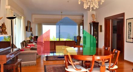 Продаж - Котедж 480 m² в Аттиці