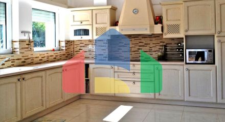 Продажа - Коттедж 480 m² в Аттике