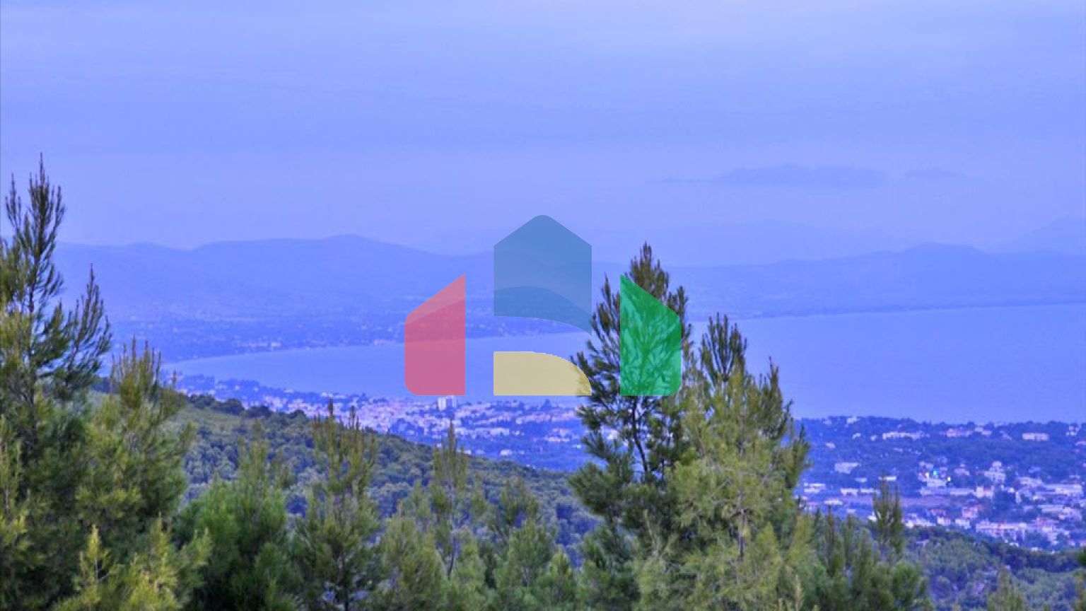 Продажа - Коттедж 480 m² в Аттике