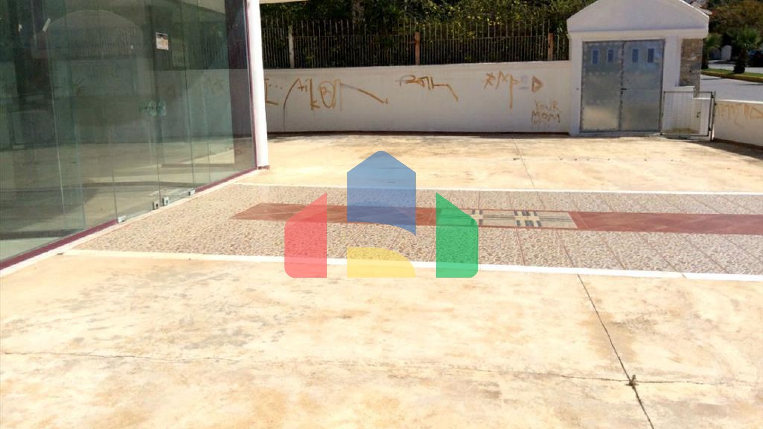 Продажа - Коммерческое помещение 600 m² в Аттике