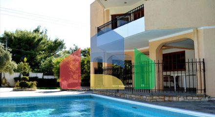 For Sale - Villa 220 m² in Attica