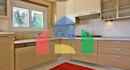 For Sale - Detached house 290 m² in Attica