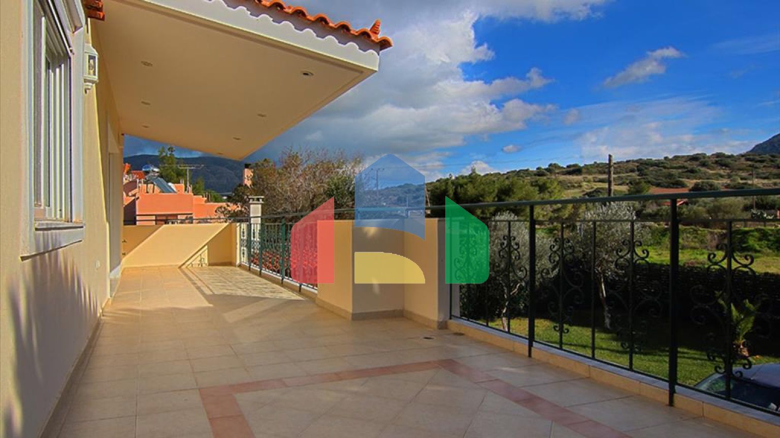 Продаж - Котедж 290 m² в Аттиці