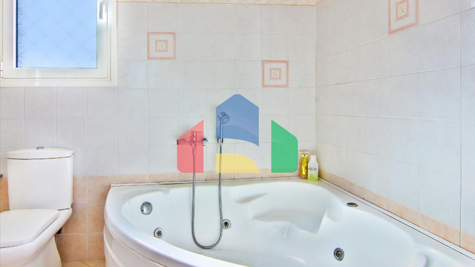 Продаж - Котедж 290 m² в Аттиці